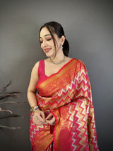 Dista Elora Pink Soft Silk Zig Zag Leheriya Zari Weaving Saree, view 4