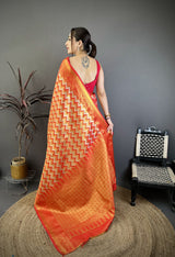 Dista Elora Red Soft Silk Zig Zag Leheriya Zari Weaving Saree, view 3