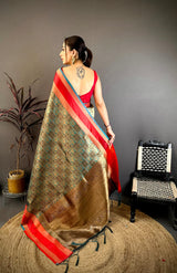 Dista Elora Sea Green Soft Silk Zari Weaving Banarasi Saree, view 4