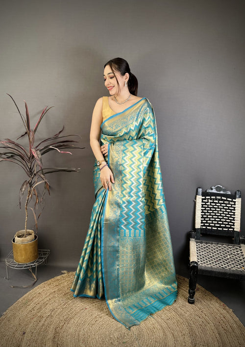 Dista Elora Sea Green Soft Silk Zig Zag Leheriya Zari Weaving Saree