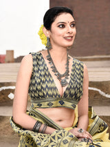 Dista Elora Yellow Cotton Butti Weave Handloom Wedding Wear Saree, view 5