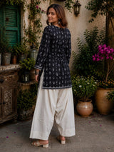 Dista Myshka Women Black & White Printed Cotton Kurta with Relaxed Salwar, view 3
