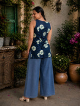Dista Myshka Women Greenish Blue & White Printed Sleeveless Kurti, view 2
