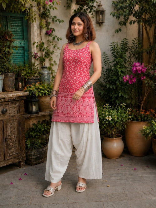 Dista Myshka Women Pink & White Embroidered Sleeveless Kurta with Relaxed Salwar