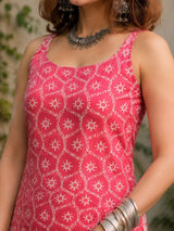 Dista Myshka Women Pink & White Embroidered Sleeveless Kurta with Relaxed Salwar, view 4