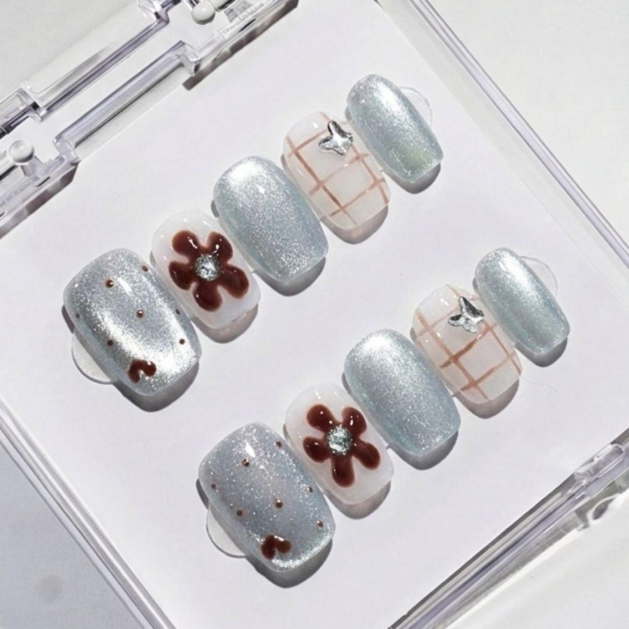 EyeCandys Blue Period Press-On Nails