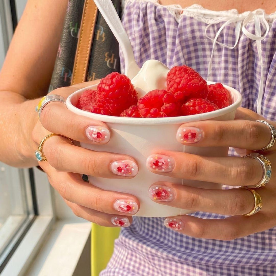 EyeCandys Catching Feelings Press-On Nails