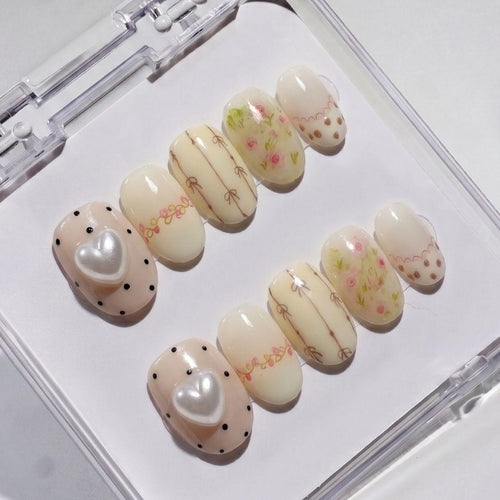 EyeCandys Little Bea Press-On Nails
