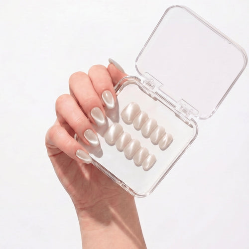 EyeCandys Moon Syrup Press-On Nails