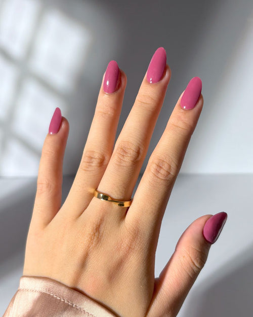 EyeCandys Raspberry Milk Gel Nail Sticker Set