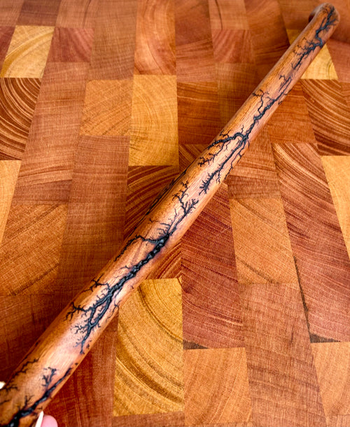 Foxcreek Baskets Ultimate Sourdough Bread /Brisket Mahogany Fractal Burnt Bow Knife