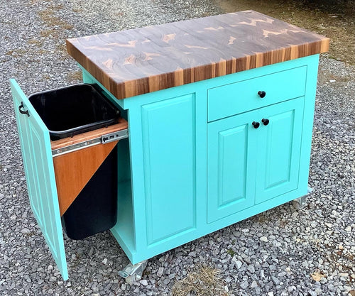 Foxcreek Baskets Farmhouse Island-Mobile 22x38 Black Walnut End Grain
