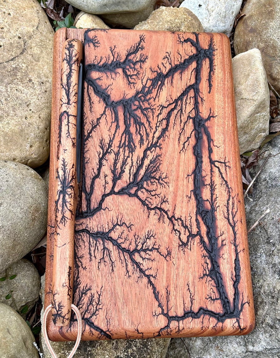 Foxcreek Baskets Fractal Burnt Mahogany Cutting Board w/ bow knife