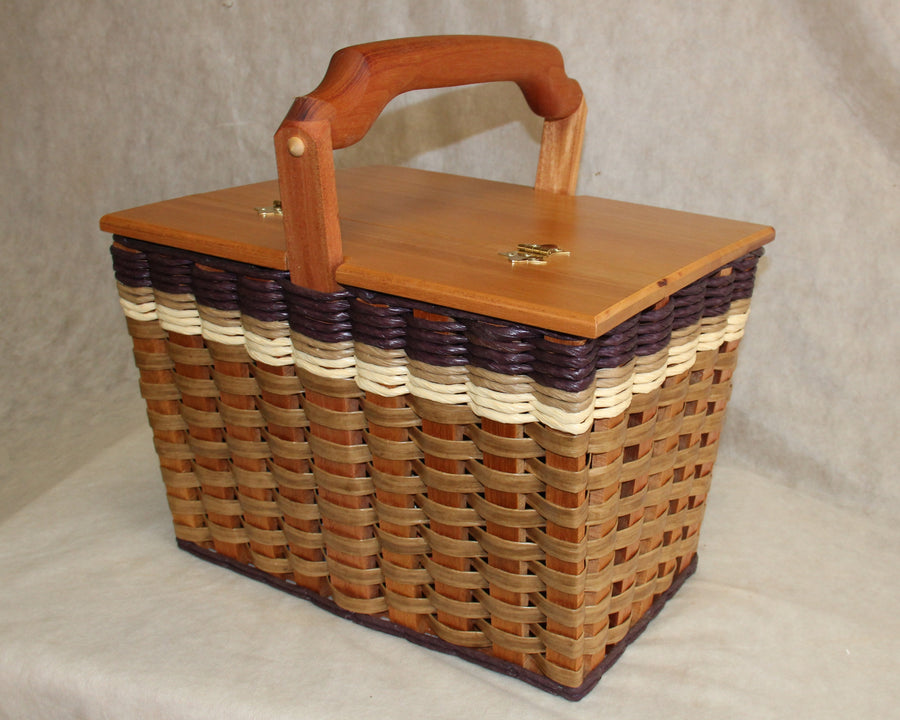 Foxcreek Baskets Lidded Picnic Basket-small