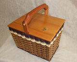 Foxcreek Baskets Lidded Picnic Basket-small, view 3