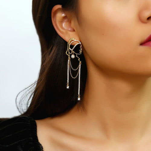 Galartsy Girl with a Pearl Earrings