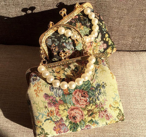 Galartsy Rococo Floral Embroidery Purse