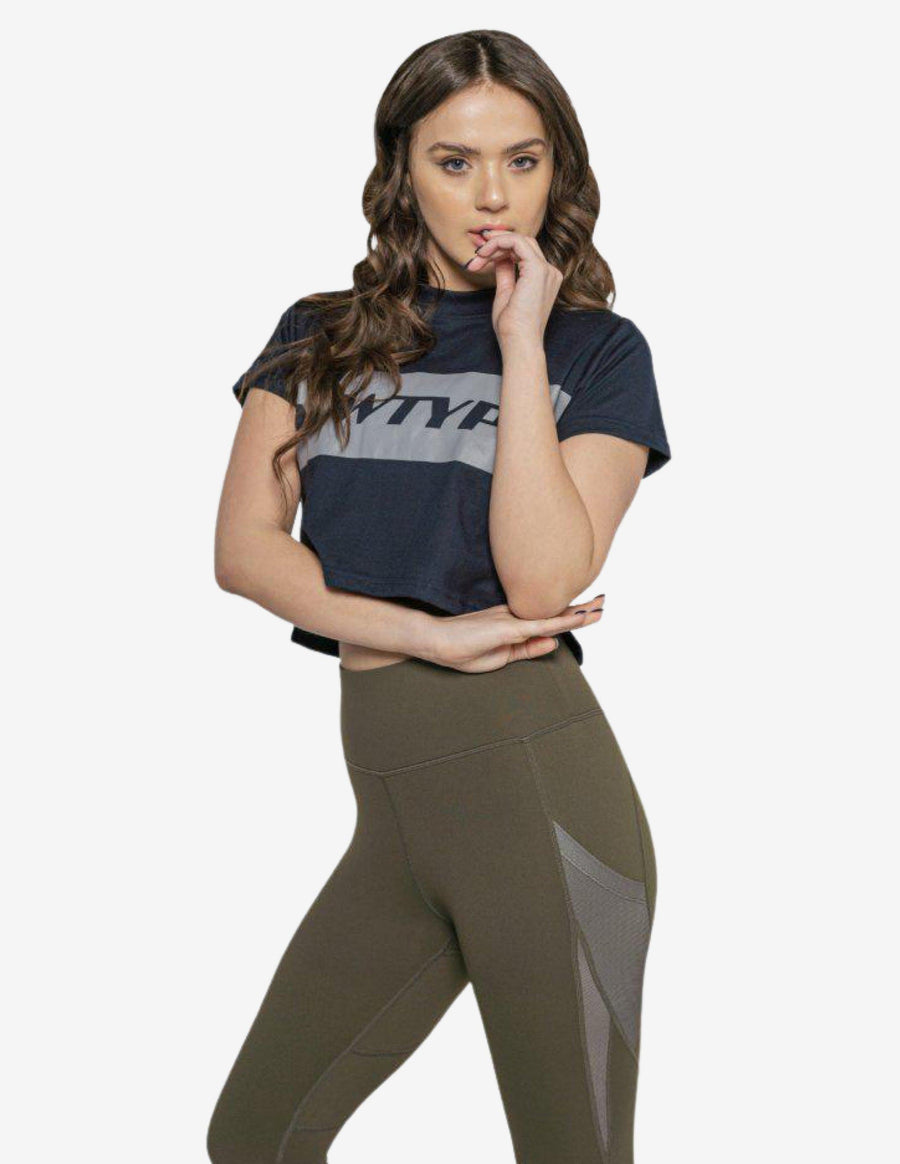 Guru Muscle Finesse Crop Tee - Navy