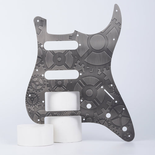 Guyker PG005 11-hole Modern-style S/S/H Brass Pickguard for FD Stratocaster