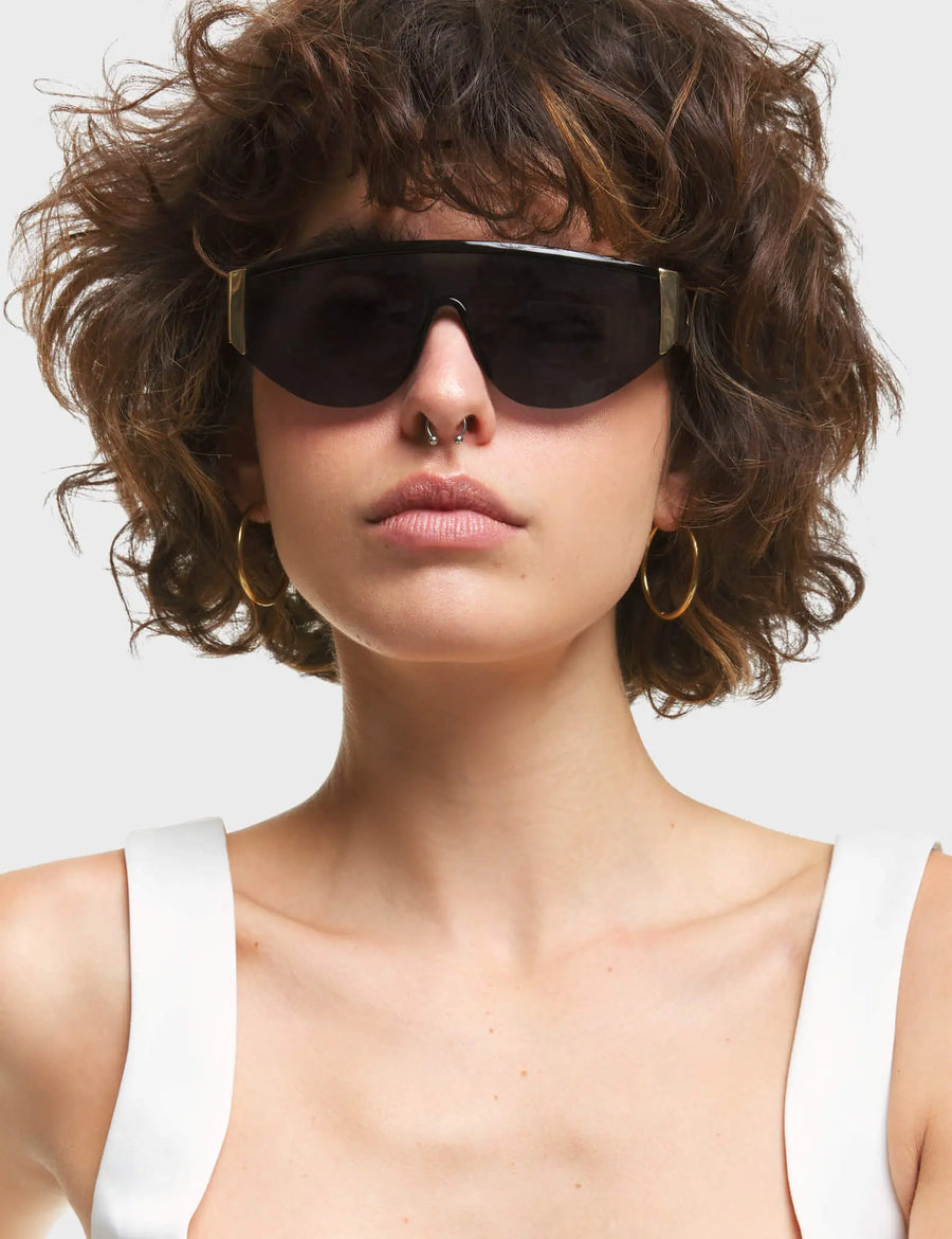 Lamoda Throw Shade Visor Sunglasses