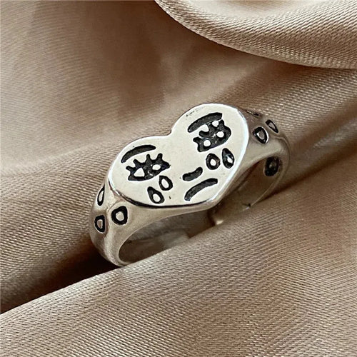 Litlookz Studio Crying Heart Ring