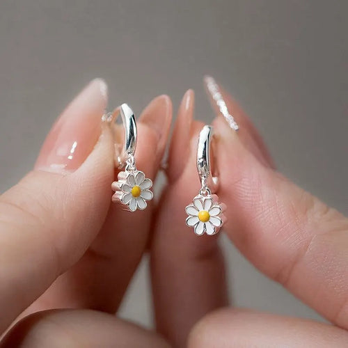 Litlookz Studio Daisy Earring Set