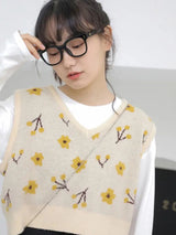 Litlookz Studio Floral Cropped Sweater Vest, view 2