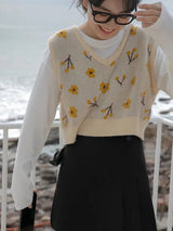 Litlookz Studio Floral Cropped Sweater Vest, view 4