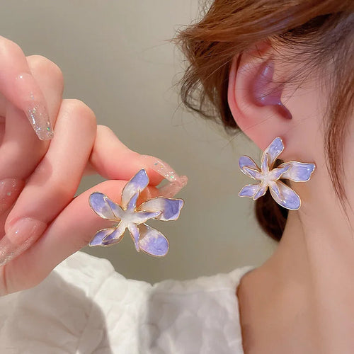 Litlookz Studio Flower Gold Stud Earrings