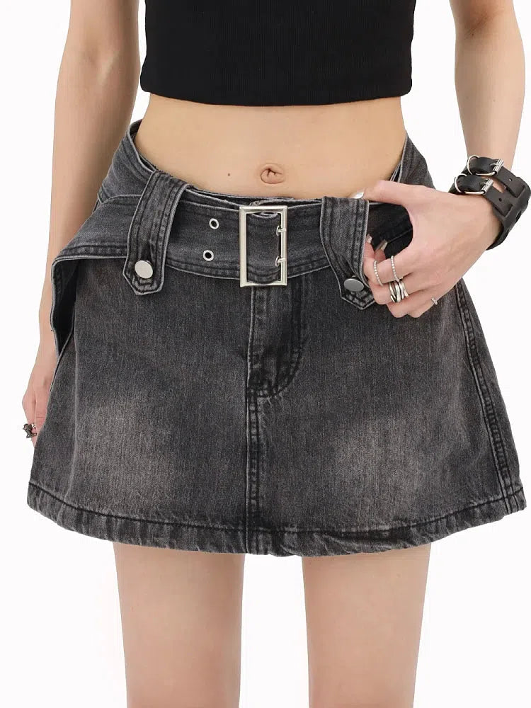 Litlookz Studio Grunge Buttoned Belt Loop Mini Skort