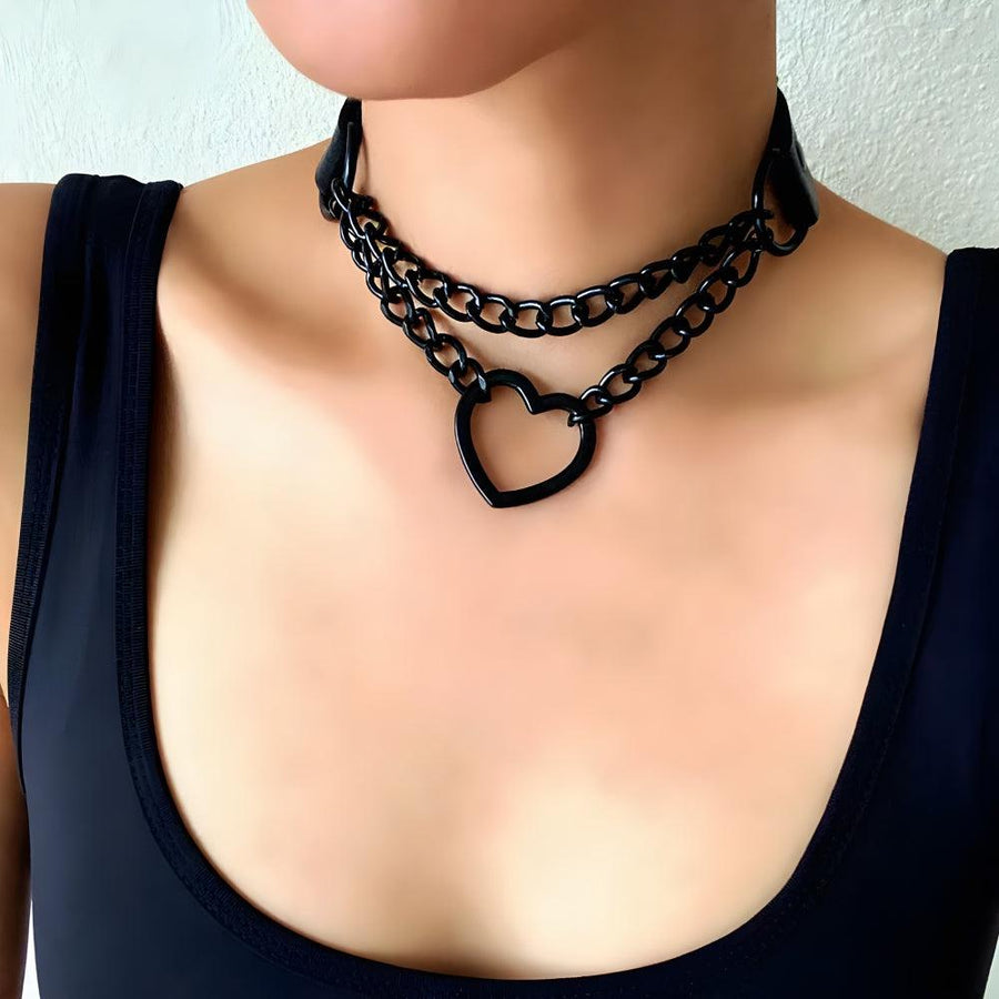 Litlookz Studio Grunge Heart Belted Choker Necklace