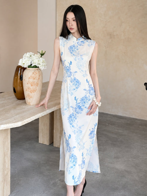 Litlookz Studio Hydrangea Maxi Dress