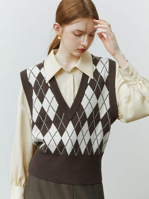 Litlookz Studio Light Academia Argyle Sweater Vest