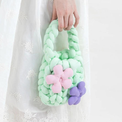 Litlookz Studio Soft Girl Super Bulky Yarn Handbag