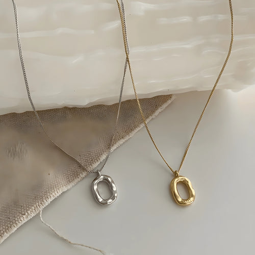 Litlookz Studio Wavy Ellipse Necklace