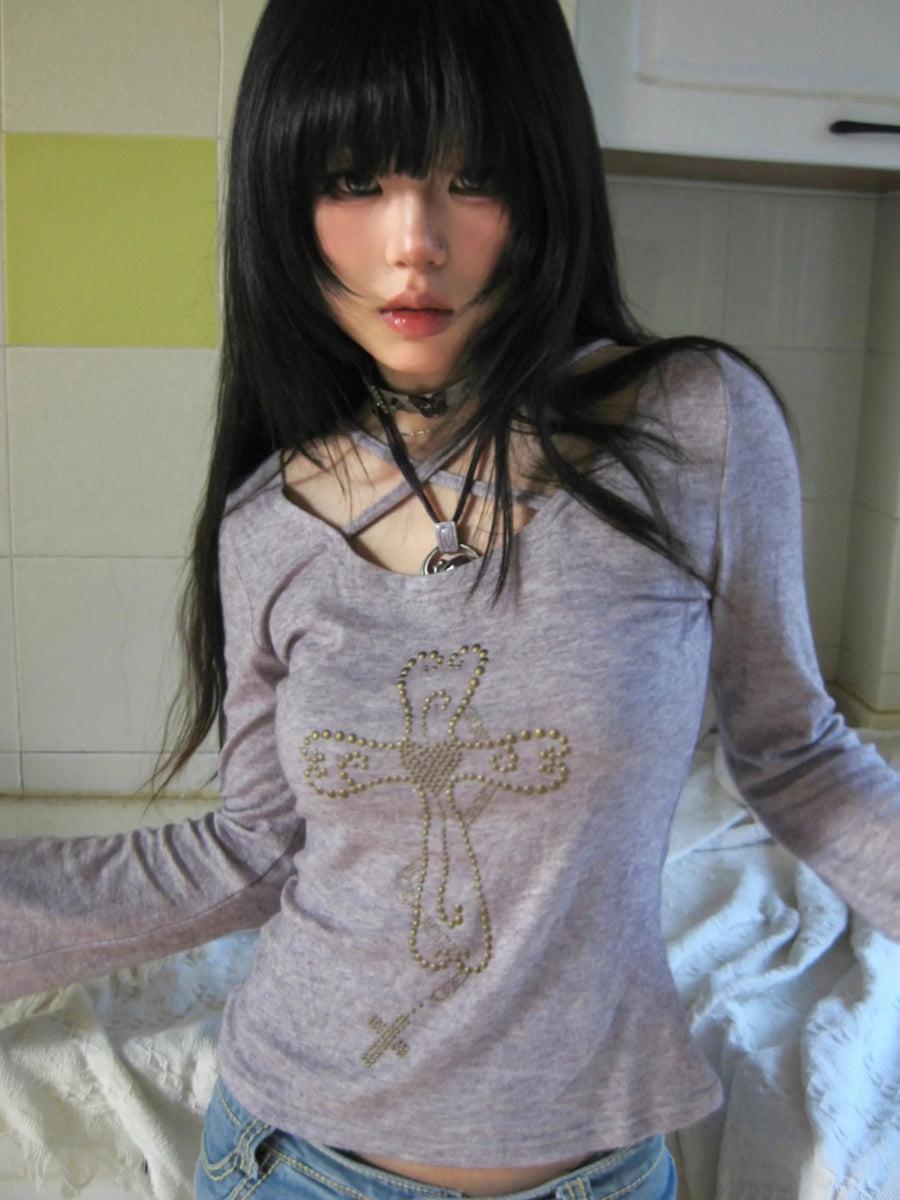 Litlookz Studio Y2K Golden Cross Top