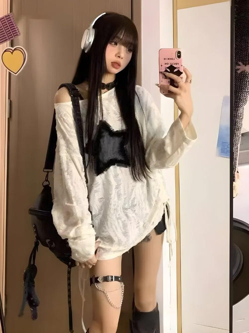 Litlookz Studio Y2K Grunge Star Distressed Sweater