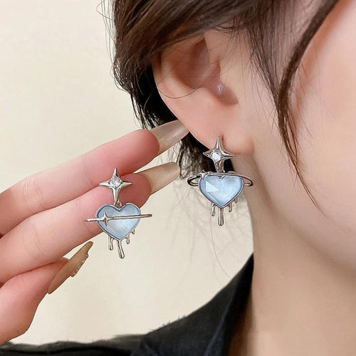 Litlookz Studio Y2K Melting Heart Earrings