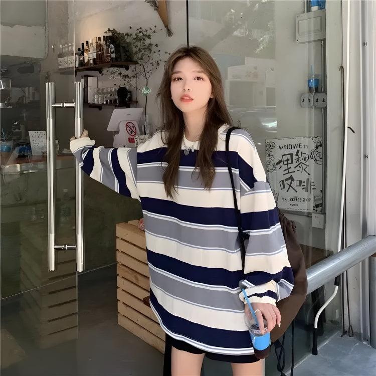 Litlookz Studio Y2K Vintage Striped Sweatshirt