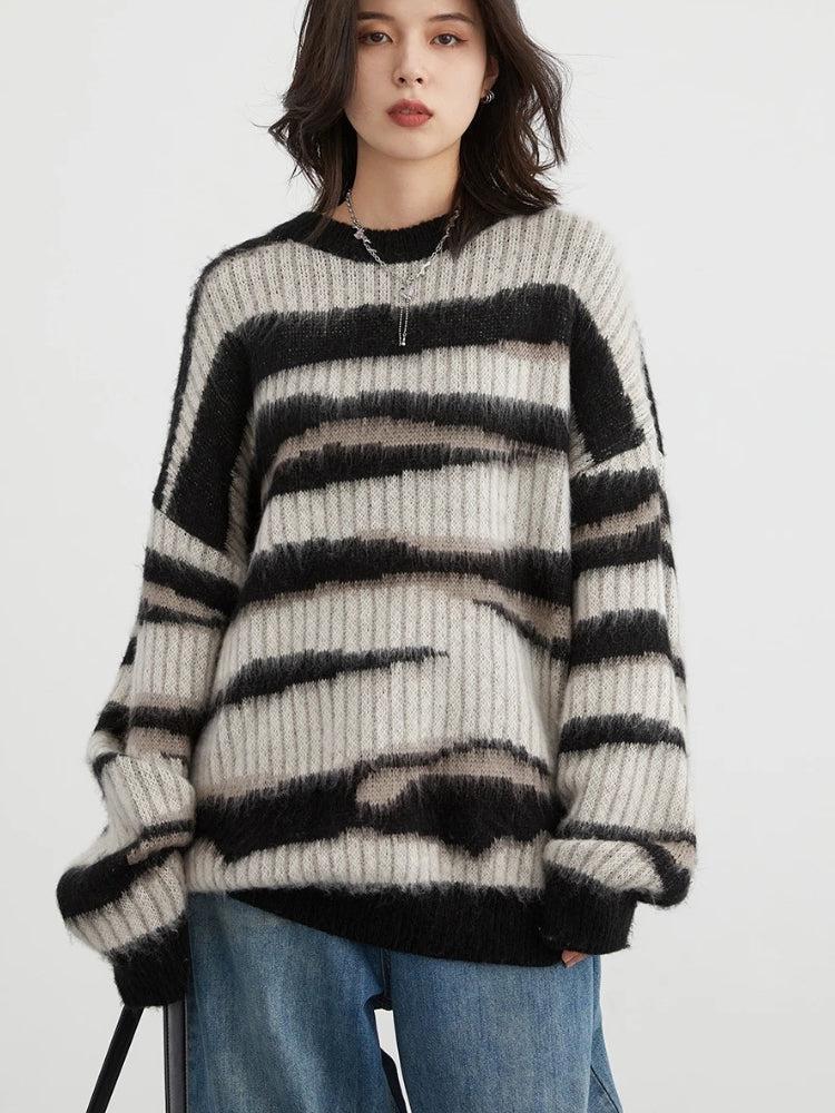 Litlookz Studio Y2K Zebra Knitted Sweater
