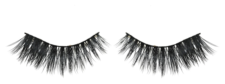 Misaki Cosmetics Lash Out