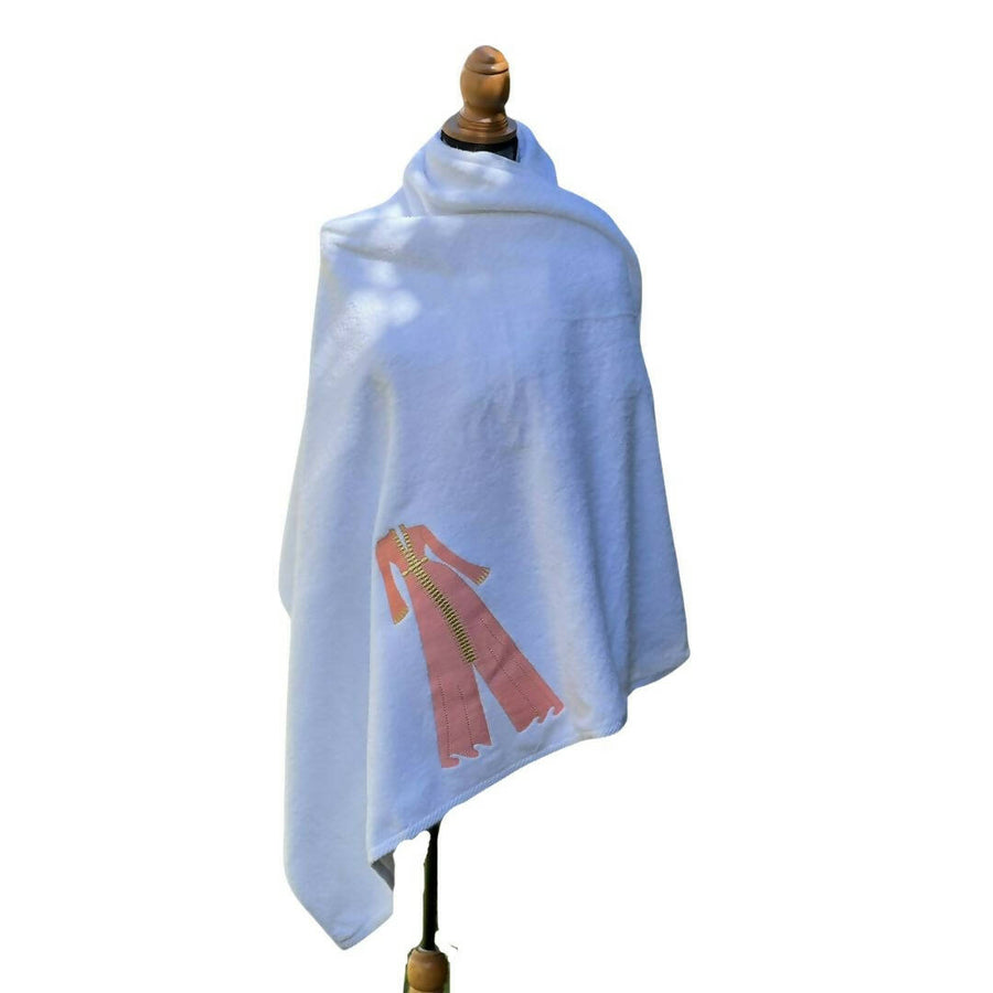 MyTindy Embroidered caftan towel