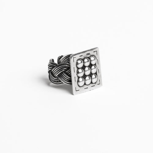 MyTindy Square studs RING