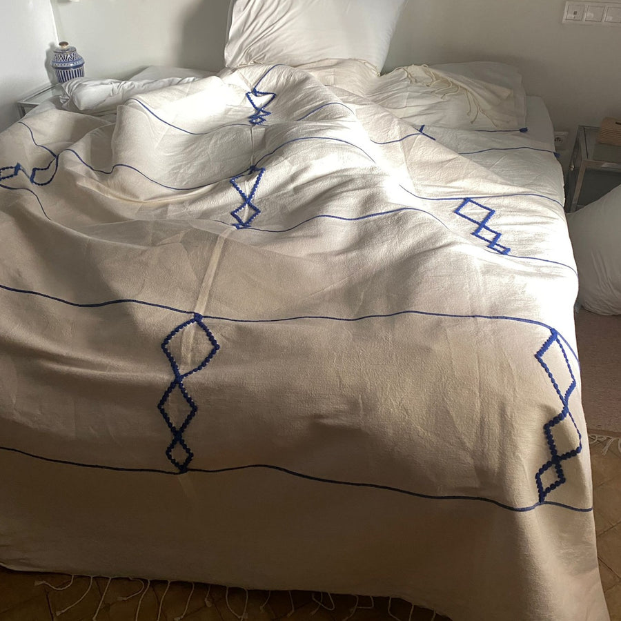 MyTindy White & Blue Berber Symbol Moroccan Blanket