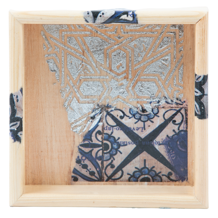 MyTindy 18 cm Wooden Tray with Printed Zelij Fragments