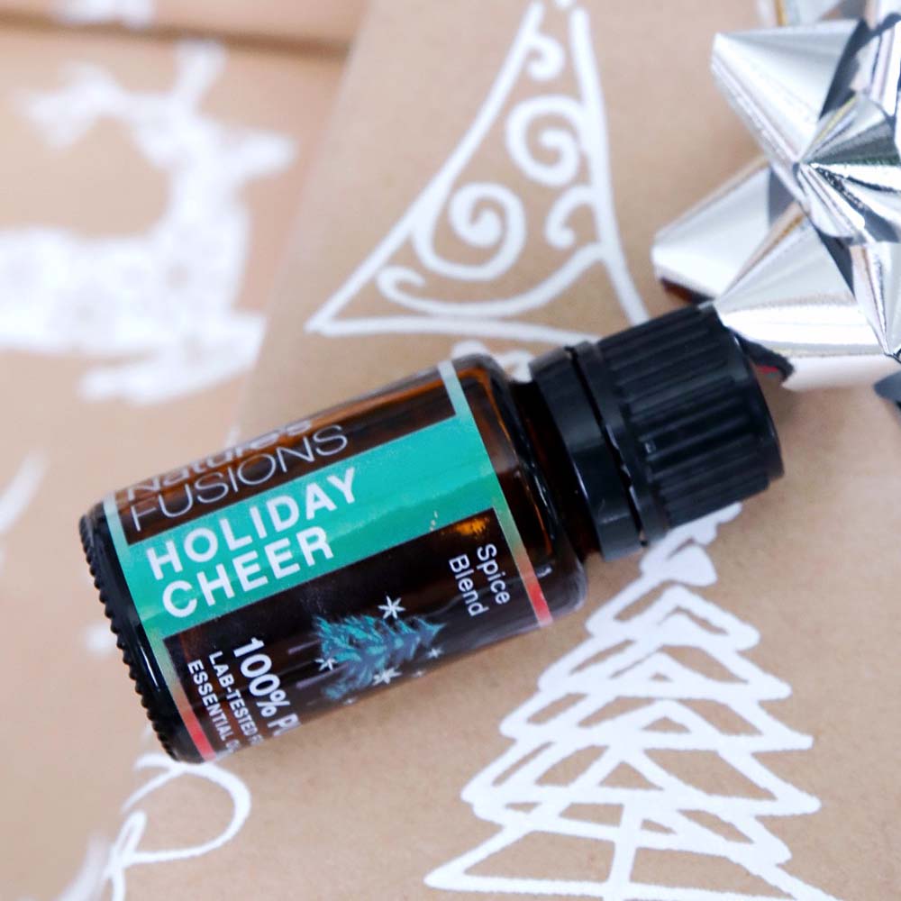 Nature's Fusions Holiday Cheer Essential Oil Blend 15ml, view 3