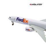 Nikola Toy Alloy 1/350 Civil Aviation Aircraft Model, view 3