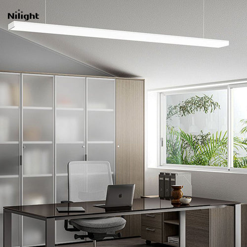 Nilight Lighting fixtures that integrate natural daylight and fluorescent lighting into the fixture