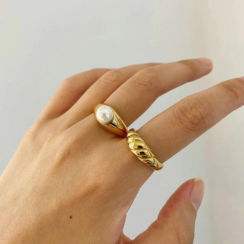 Nordic Peace Aud Twisted Minimalist Rings