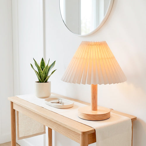 Nordic Peace Emy Pleated Table Lamp